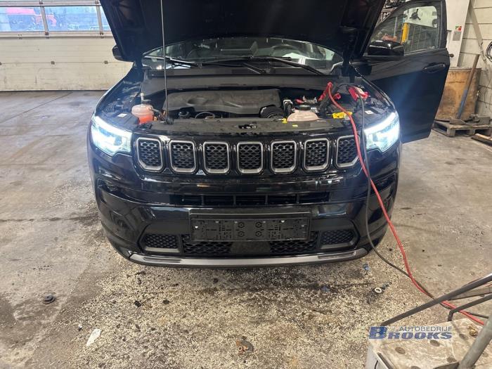 Jeep Compass II 1.3 4XE 240 16V 4x4 Épave (2022, Noir)