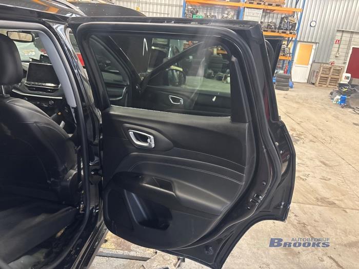 Jeep Compass II 1.3 4XE 240 16V 4x4 Épave (2022, Noir)