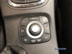 Renault Megane III Grandtour 1.2 16V TCE 130 Épave (2015, Titane, Gris)