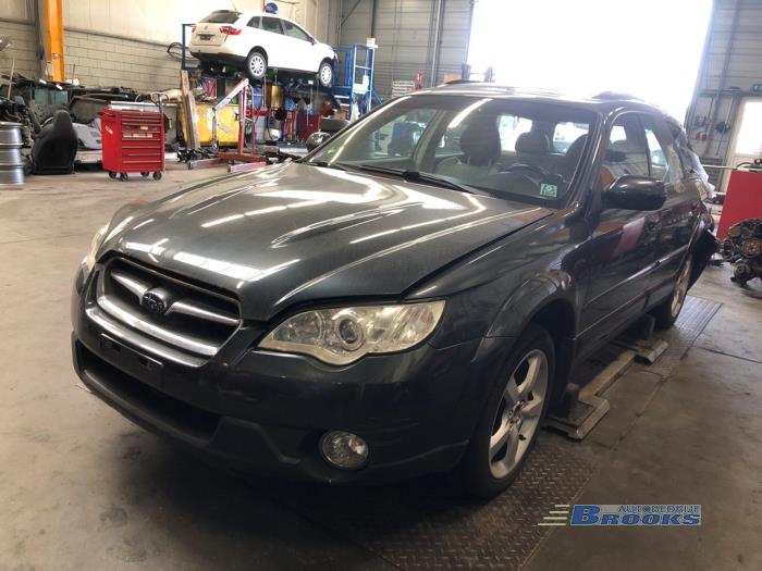 Subaru Legacy Touring Wagon 2.5 16V Épave (2008, Gris)