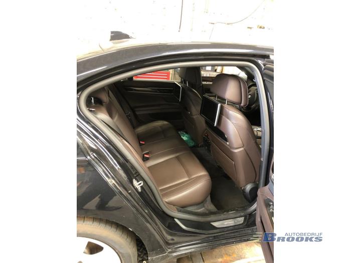 BMW 7 serie 740d 24V Vehículo de desguace (2015, Metálico, Negro)