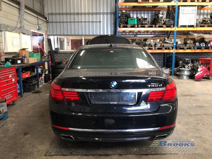 BMW 7 serie 740d 24V Vehículo de desguace (2015, Metálico, Negro)
