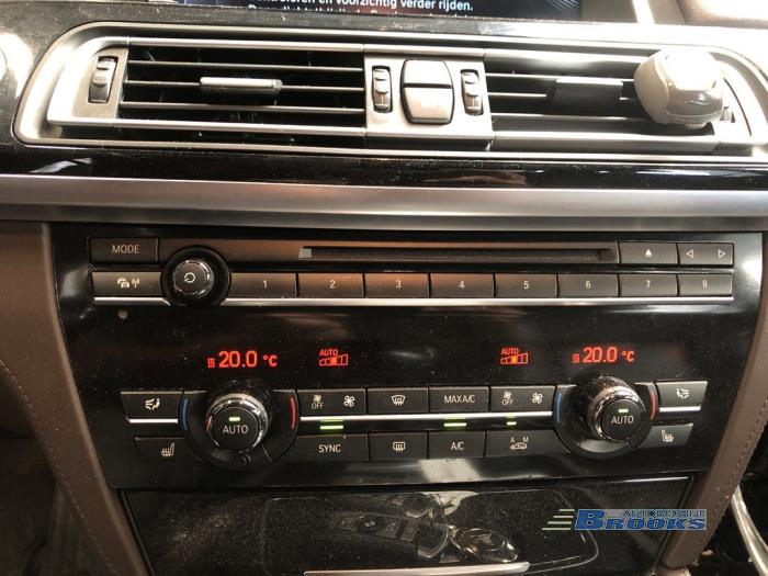 BMW 7 serie 740d 24V Vehículo de desguace (2015, Metálico, Negro)