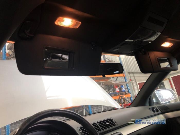 Audi A4 Avant 2.0 TDI Vehículo de desguace (2008, Gris)