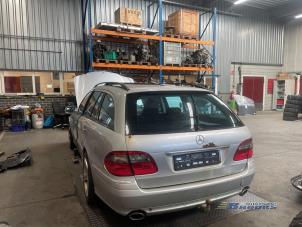 Mercedes E Combi 4-matic 3.0 E-320 CDI 24V Épave (2007, Gris argenté)