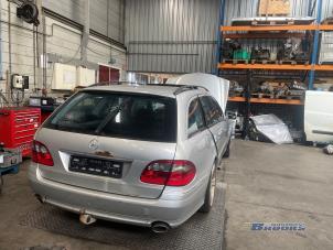Mercedes E Combi 4-matic 3.0 E-320 CDI 24V Épave (2007, Gris argenté)