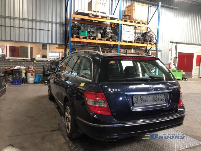 Mercedes C Estate 1.6 C-180K 16V BlueEfficiency Vehículo de desguace (2009, Azul)