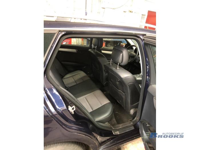 Mercedes C Estate 1.6 C-180K 16V BlueEfficiency Vehículo de desguace (2009, Azul)