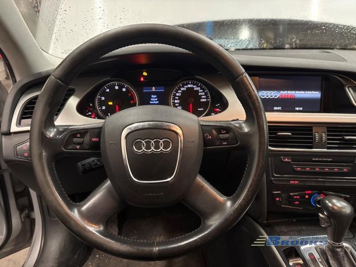Audi A4 Avant 1.8 TFSI 16V Skrotfordon (2008, GRIJS)