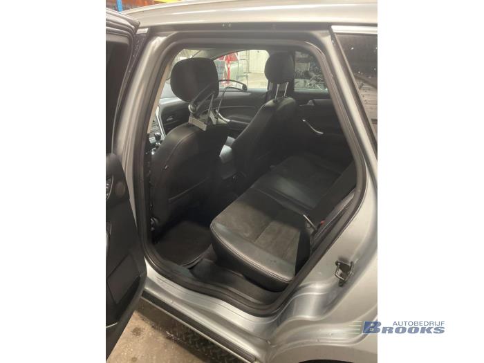 Ford Mondeo IV Wagon 1.6 TDCi 16V Épave (2012, Gris argenté)