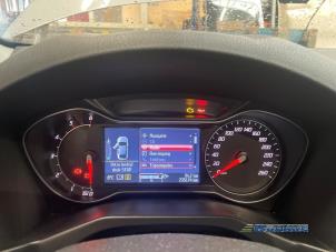 Ford Mondeo IV Wagon 1.6 TDCi 16V Épave (2012, Gris argenté)
