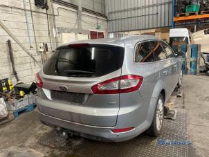 Ford Mondeo IV Wagon 1.6 TDCi 16V Épave (2012, Gris argenté)