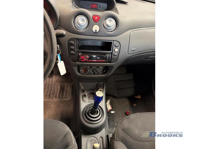 Citroen C2 1.1 Épave (2004, Gris)
