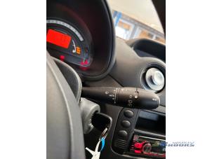 Citroen C2 1.1 Épave (2004, Gris)