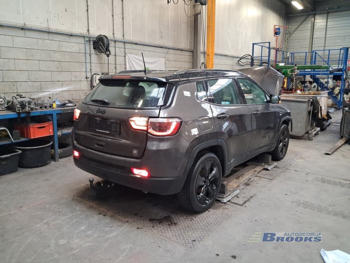 Jeep Compass II 1.4 Multi Air2 16V Samochód złomowany (2019, Szary)
