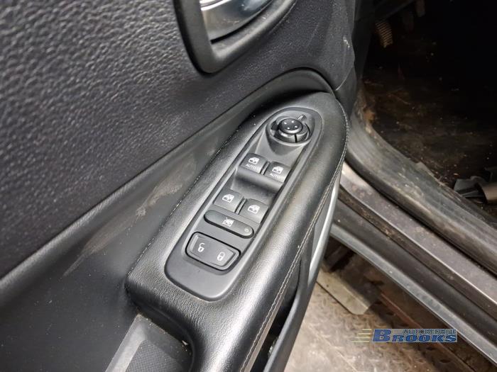 Jeep Compass II 1.4 Multi Air2 16V Samochód złomowany (2019, Szary)