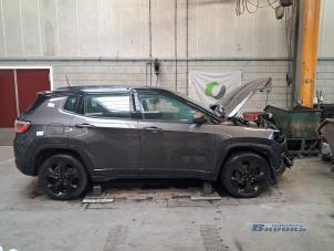 Jeep Compass II 1.4 Multi Air2 16V Samochód złomowany (2019, Szary)