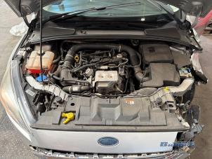 Ford Focus 3 1.0 Ti-VCT EcoBoost 12V 125 Épave (2016, Gris)