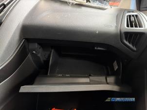 Ford Focus 3 1.0 Ti-VCT EcoBoost 12V 125 Épave (2016, Gris)
