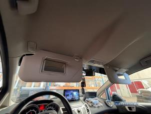 Ford Fiesta 6 1.25 16V Épave (2012, Blanc)