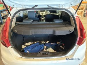 Ford Fiesta 6 1.25 16V Épave (2012, Blanc)