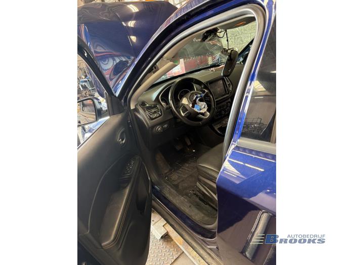 Jeep Compass II 1.3 T4 150 16V Samochód złomowany (2020, Niebieski)