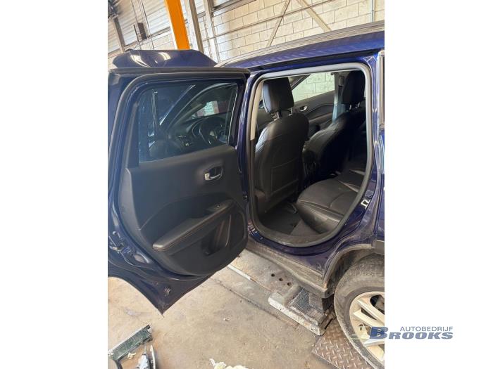 Jeep Compass II 1.3 T4 150 16V Samochód złomowany (2020, Niebieski)