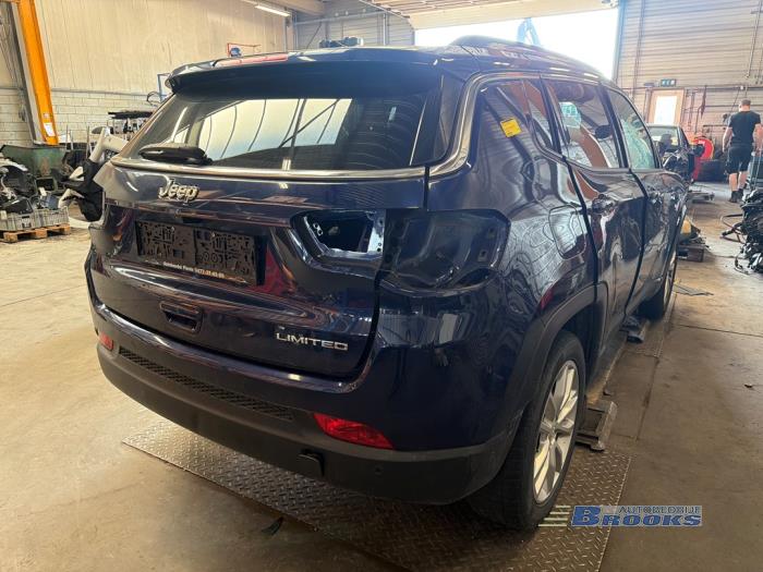 Jeep Compass II 1.3 T4 150 16V Samochód złomowany (2020, Niebieski)