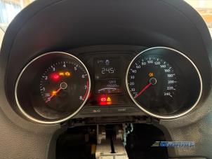 Volkswagen Polo V 1.0 TSI 12V BlueMotion Vehículo de desguace (2017, Blanco)