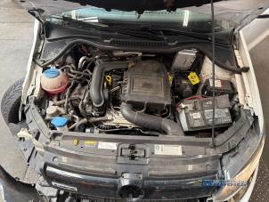 Volkswagen Polo V 1.0 TSI 12V BlueMotion Vehículo de desguace (2017, Blanco)