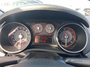 Fiat Punto Evo 1.4 Vehículo de desguace (2010, Blanco)