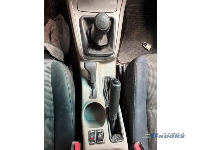 Subaru Forester 2.0 16V X Vehículo de desguace (2006, Gris)