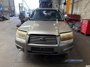 Subaru Forester 2.0 16V X Vehículo de desguace (2006, Gris)