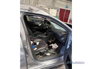 Peugeot 308 SW 1.6 16V GT 205 Vehículo de desguace (2016, Gris)