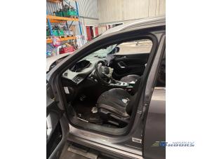 Peugeot 308 SW 1.6 16V GT 205 Vehículo de desguace (2016, Gris)