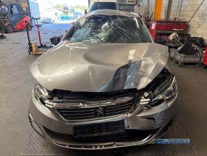 Peugeot 308 SW 1.6 16V GT 205 Vehículo de desguace (2016, Gris)