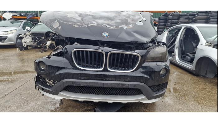 BMW X1 sDrive 20d 2.0 16V Salvage vehicle (2014, Black)
