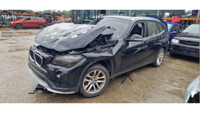 BMW X1 sDrive 20d 2.0 16V Salvage vehicle (2014, Black)