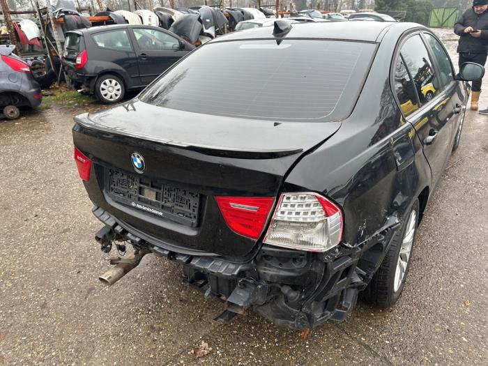 BMW 3 serie 320d 16V Corporate Lease Salvage vehicle (2010, Black)
