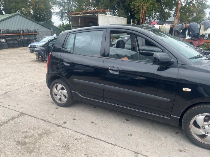 Kia Picanto 1.0 12V Skrotfordon (2005, ZWART)
