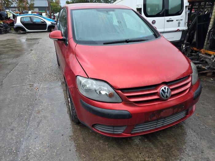Volkswagen Golf Plus 1.6 FSI 16V Skrotfordon (2005, ORANJE)