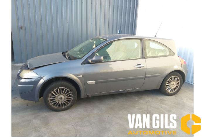 Renault Megane II 1.9 dCi 130 Épave (2006, Gris)