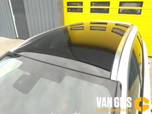 Peugeot 508 SW 1.6 HDiF 16V Épave (2013, Blanc, Blanc)