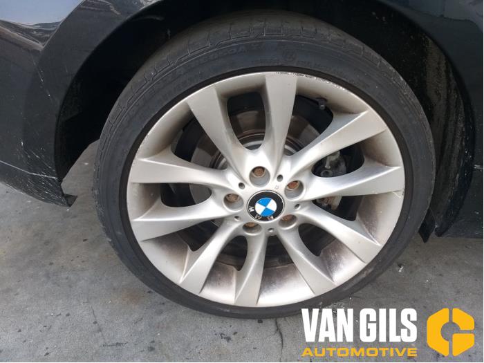 BMW 1 serie 123d 16V Vehículo de desguace (2008, Negro)