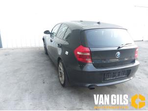 BMW 1 serie 123d 16V Vehículo de desguace (2008, Negro)