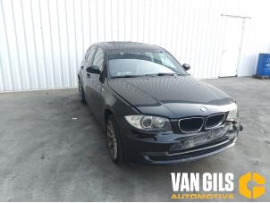 BMW 1 serie 123d 16V Vehículo de desguace (2008, Negro)