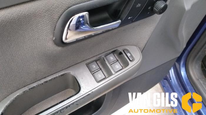 Seat Ibiza III 1.4 16V 100 Schrottauto (2004, Blau)