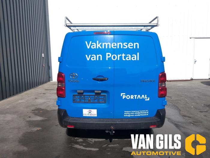 Toyota ProAce 2.0 D-4D 122 16V Worker Skrotfordon (2020, BLAUW)