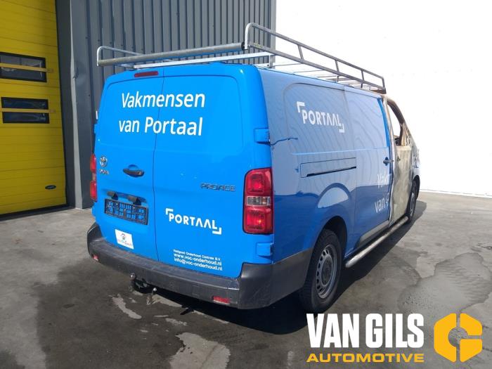 Toyota ProAce 2.0 D-4D 122 16V Worker Skrotfordon (2020, BLAUW)