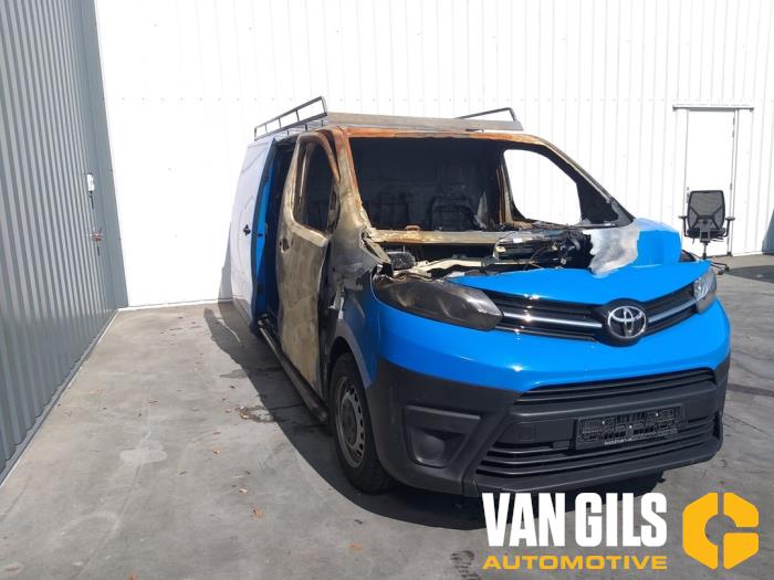 Toyota ProAce 2.0 D-4D 122 16V Worker Skrotfordon (2020, BLAUW)